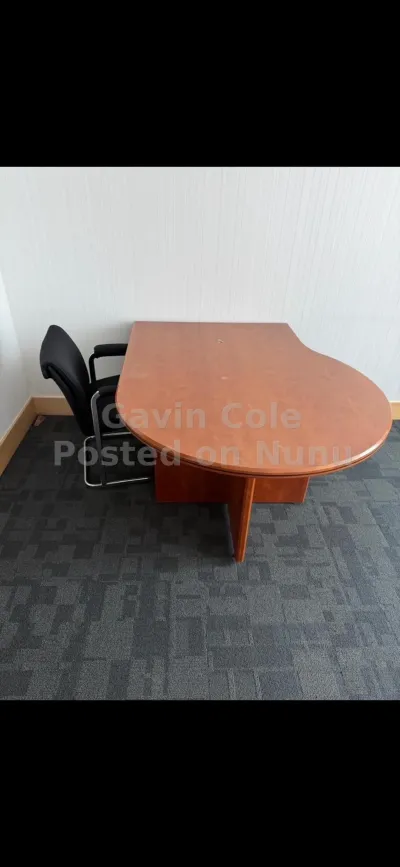 fairly used office furniture from Uk