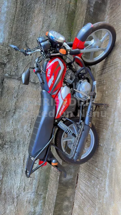 TVS HLX 125