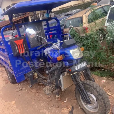 Fairly used LIFVAN Tricycle