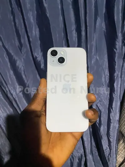 iPhone 15 no service or WiFi