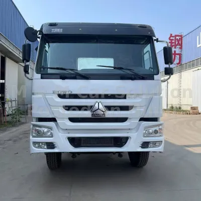 Chenglong Howo TX 6×4 tractor vehicle.