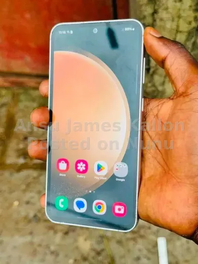 Samsung s23 FE 5g 128gb 8gb ram no issues no crack everything is good