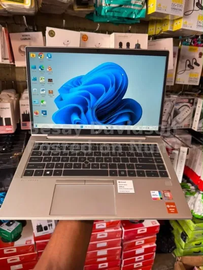 HP Elite book 840G10