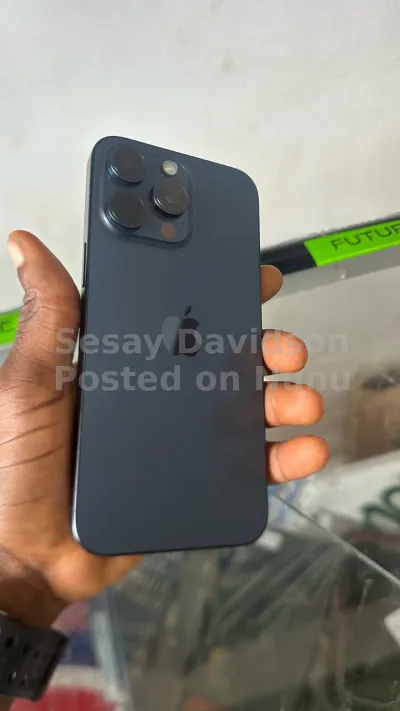 iPhone 15 pro max 512 GB