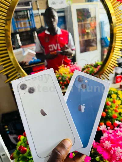 iPhone 13