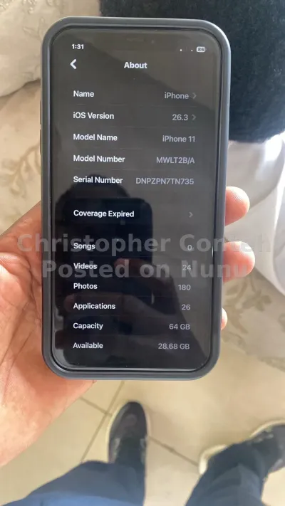 iPhone 11.