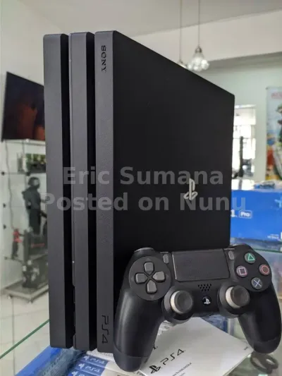 PlayStation 4 slim 500GB