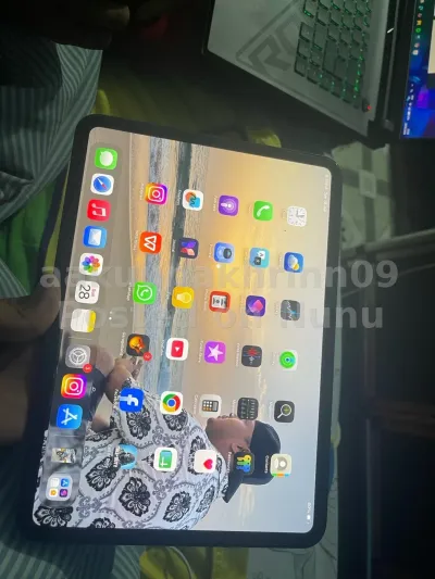 iPad Pro M4 11inch rom 256 GB RAM