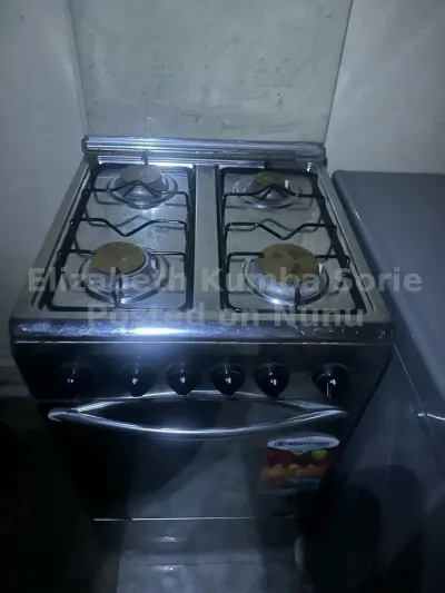 full set West Point 4 bunner gas with oven it has the LPG tube and cyl