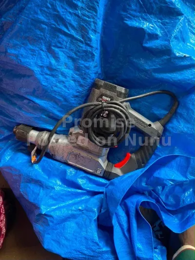 small drilling machine