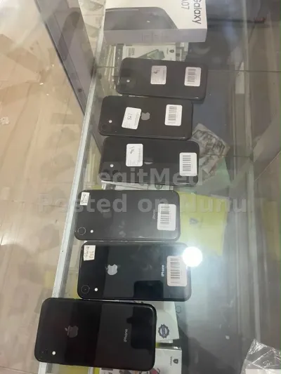 iPhone XR and 11