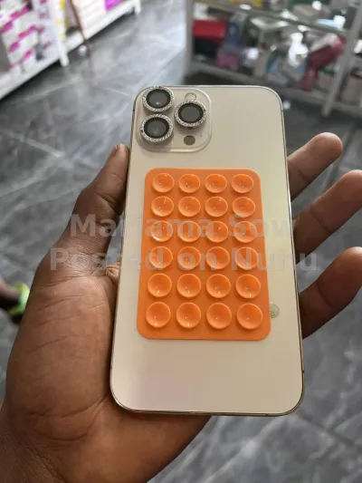 iPhone 13 pro max 12.000 leones