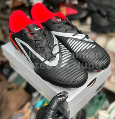 phantom football boots