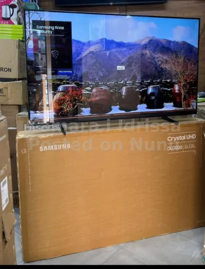 55 inches Samsung crystal uhd smart tv