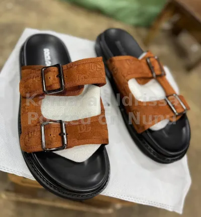 Men slippers