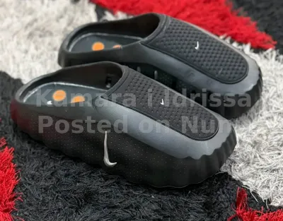 Nike Mind crocs
